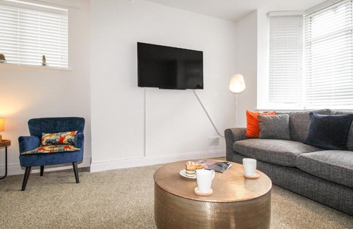 Weymouth House | The White Cottage
