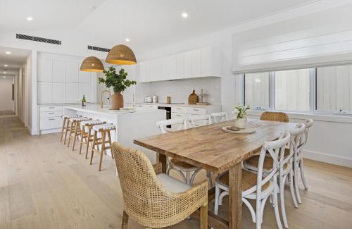 Sorrento House | The White Haven - Walk to Everything in Sorrento