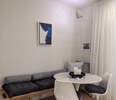 Suffolk Park House | The White House