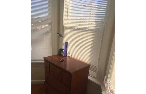 Niskayuna Apartment | The White House is just right for you