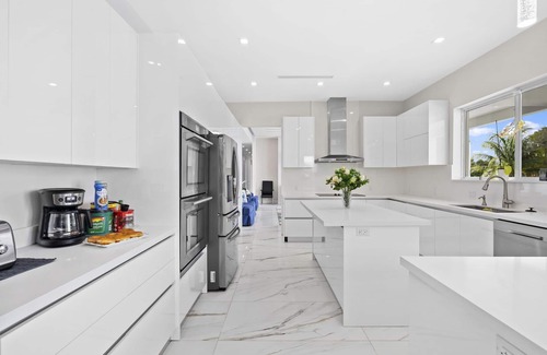 Princeton Villa | The White House Miami – Sunny Family Stay