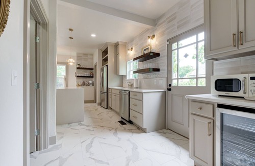 Central Oklahoma City House | The White House OKC + Wedding Venue- a historical remodel for 10 people