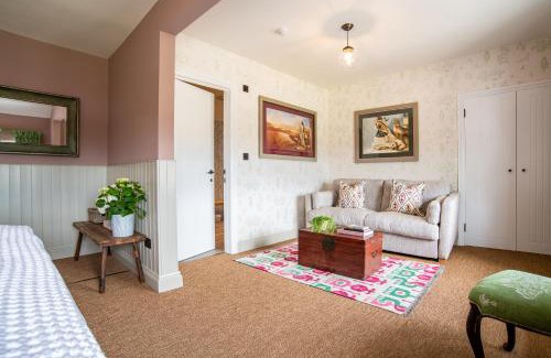 Cowbridge Hotel | The White Lion Cowbridge