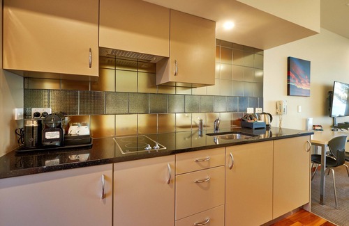 Kaikoura Hotel | The White Morph - Heritage Collection