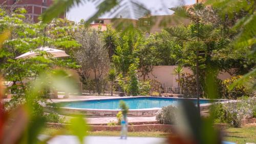 Al-'Amriyah Villa | The White Oasis Family Villa