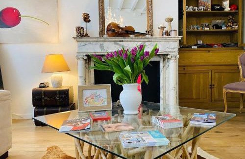 Sint-Gillis Bed & Breakfast | The White Queen B&B