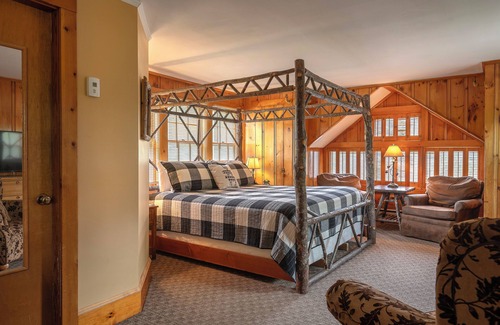 Jackson Hotel | The Whitney's Inn at Jackson