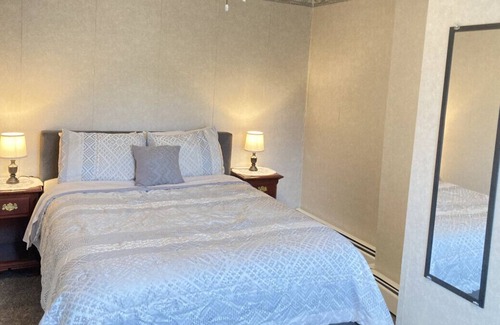 Tyrone House | The Whole Place! -- Serene Sinking Valley Retreat