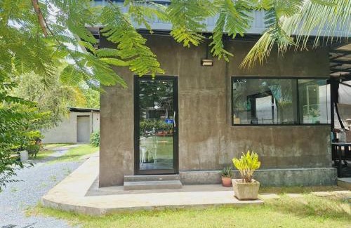 Samut Sakhon Villa | The wide view resort and restaurant Phuket