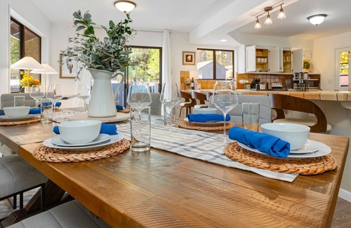 Graeagle House | The Wild Rock Retreat