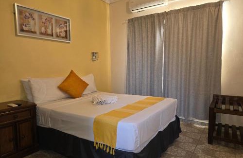 Serowe House | The Wild Thing Guesthouse