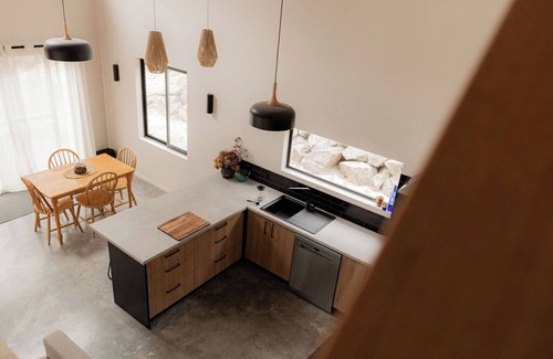 Four Mile Creek Apartment | The Wilds – Beach & Bush