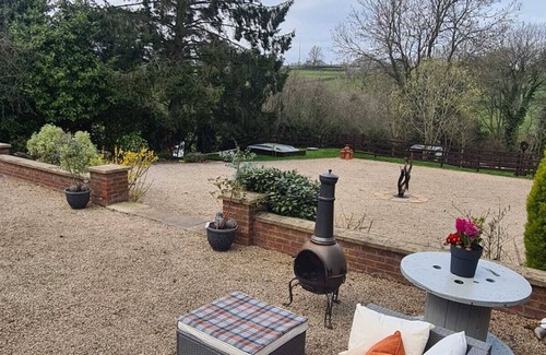 Denstone House | THE WILLOW AT WILLOW BANK, DENSTONE, NEAR ALTON