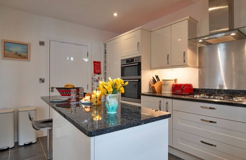 Dawlish Cottage | The Willows