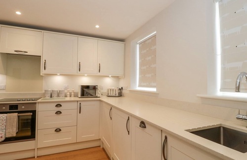 Bruton Cottage | THE WINNING POST, pet friendly, with a garden in Bruton
