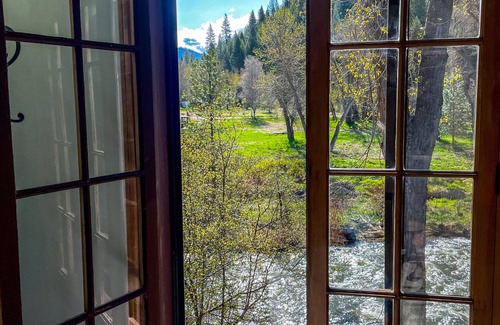 Boise Cabin | The Wishing Well on Mores Creek - Serenity Now!