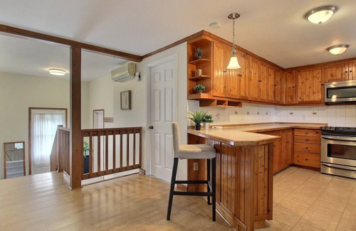 Mauricie Apartment | The Wolf's Cottage in St Alexis