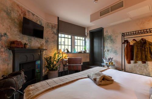 Fulham Broadway Hotel | The Wolfpack Inn