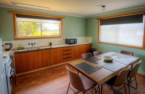 Waratah Villa | The Wombat Burrow - Waratah. For Cradle Mountain & Tarkine.