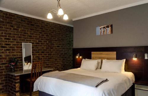 Sabie Bed & Breakfast | The Woodsman Bed and Breakfast