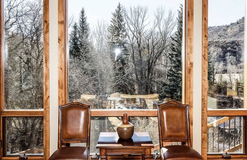 Woody Creek House | The Woody Creek Chalet on the Roaring Fork River