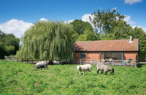Woodbridge House | The Workshop by UK Vacations
