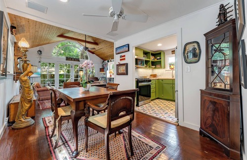 Key West Historic District House | THE WRITER'S COTTAGE ~ Renovated 2 BR/2 Ba Home w/Parking!