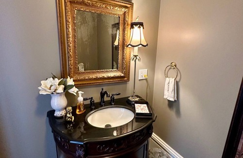 Holly Springs House | The Wynne House Inn - Entire Residence