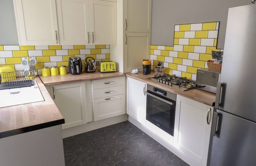 Withernsea Cottage | The Yellow House