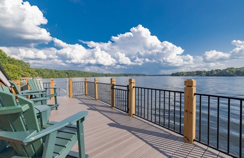 Bracey House | The Yellowstone | Elegance Meets Lakefront Luxury