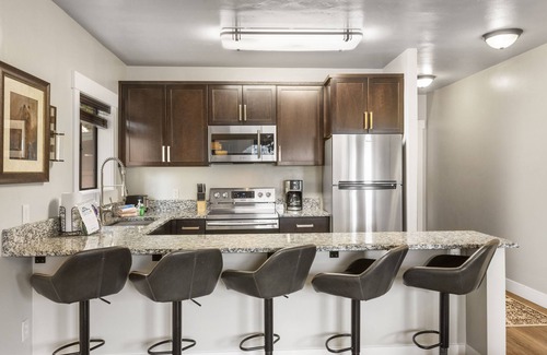 West Yellowstone Apartment | The Yellowstone Hideaway Unit A