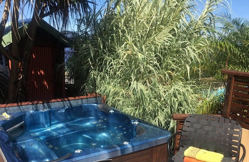 Piton Saint-Leu Apartment | The Ylang Ylang **** Studio comfort, sea view, pool & spa