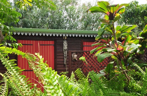 Piton Saint-Leu Apartment | The Ylang Ylang **** Studio comfort, sea view, pool & spa