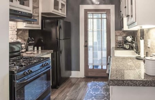 Maple Ridge Apartment | The Yorkshire Flat - Tranquil Comfort