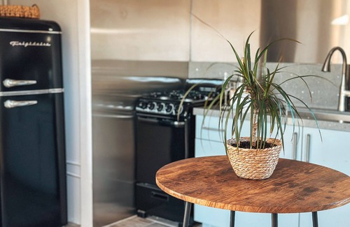 Desert Hot Springs House | The Yucca Hotel