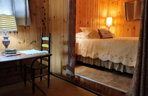 Highlands House | The Zen Den on Loma Linda Farm nLocation and Comfort, Highlands