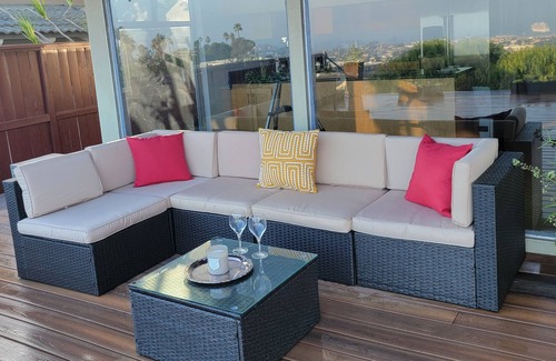 Coastal San Pedro House | The Zen House with Panoramic Harbor and City Views