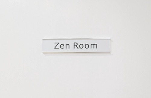 Dundee-Happy Hollow Historic District House | The Zen Room At The Dundee Villa