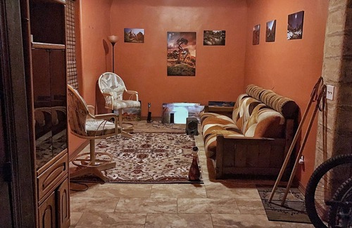 Hurricane Apartment | The Zion Home: 4-Private Bedrooms & Private Baths - Accommodates up to 10 Guest