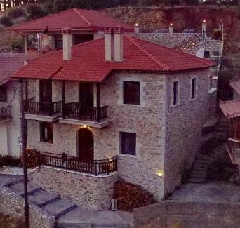 Valtesiniko House | Thea Valtessinikou