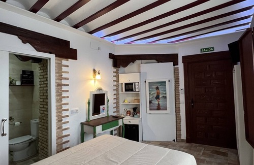 Almagro Apartment | Theater Retreat (Bajo B)