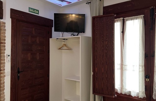 Almagro Apartment | Theater Retreat (Bajo B)