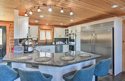 Valley Springs Cabin | Theater + Scenic Views: Valley Springs Cabin!