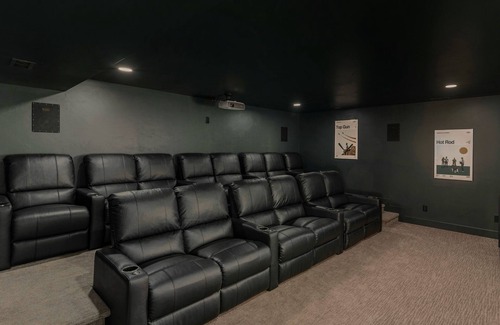 Lava Hot Springs House | Theater, Shuffleboard, Arcade! New Home Downtown Lava Sleeps 20+