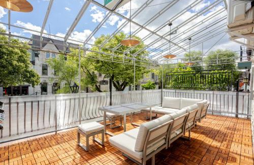 Latin Quarter Apartment | Theatre Hotel by Lodgo