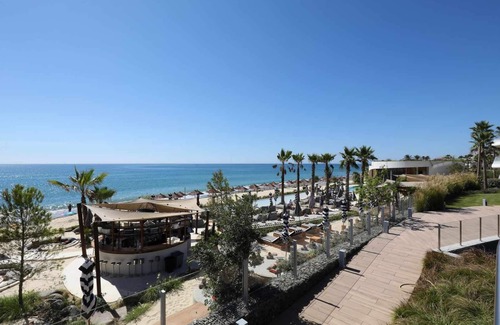 Motril Apartment | TheEdgeByTheSea Dolphin