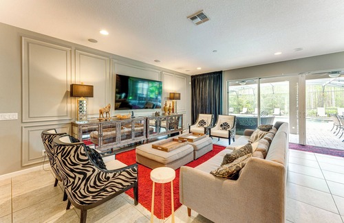 Watersong Villa | Themed Rooms, Pool & More! Custom Davenport Villa
