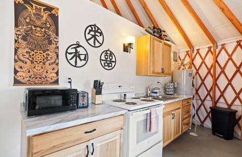 Lava Hot Springs Apartment | Themed Yurt in Lava Hot Springs, ID