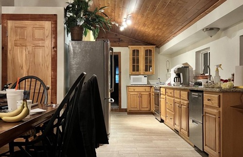 Sister Lakes Cabin | There are 1 home on this property. Rental property is for green cottage