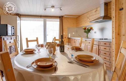 La Rochette House | Thermik - LA Rochette